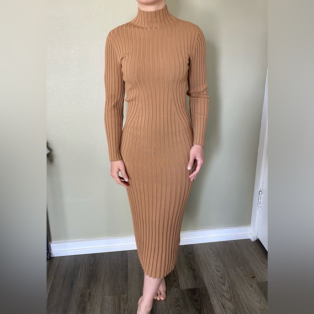 H&M long sleeve stretch dress